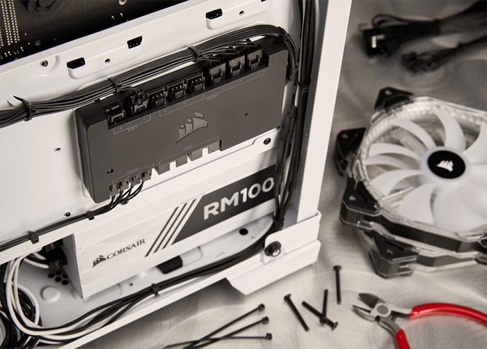 Corsair Commander PRO fan and lighting controller announced - Cooling -  News 