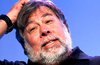 Woz loves his Mangos, Android no contest.