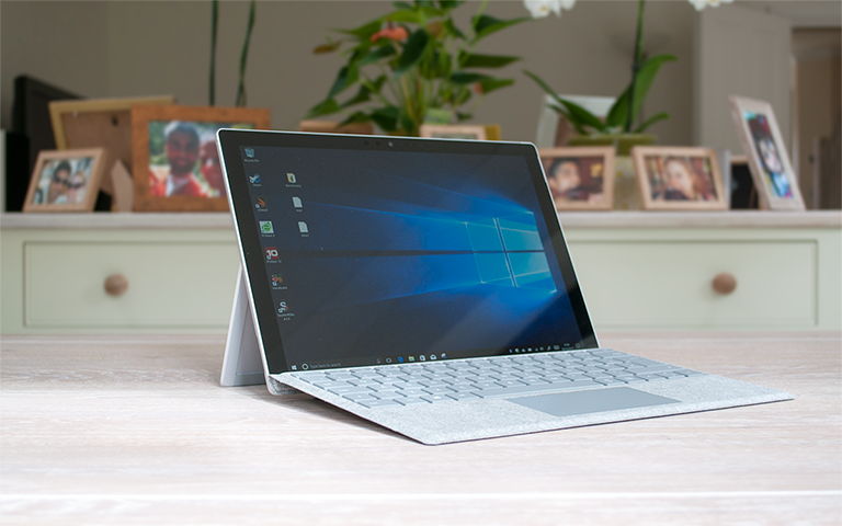 Review Microsoft Surface Pro 2017 Laptop
