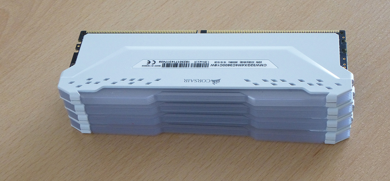 32GB - DDR4-3600 Corsair RGB Pro Review: Vengeance (CMW32GX4M4C3600C18W) RAM