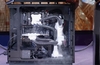 The EVGA Roboclocker is a 'closed loop' LN2 cooling system