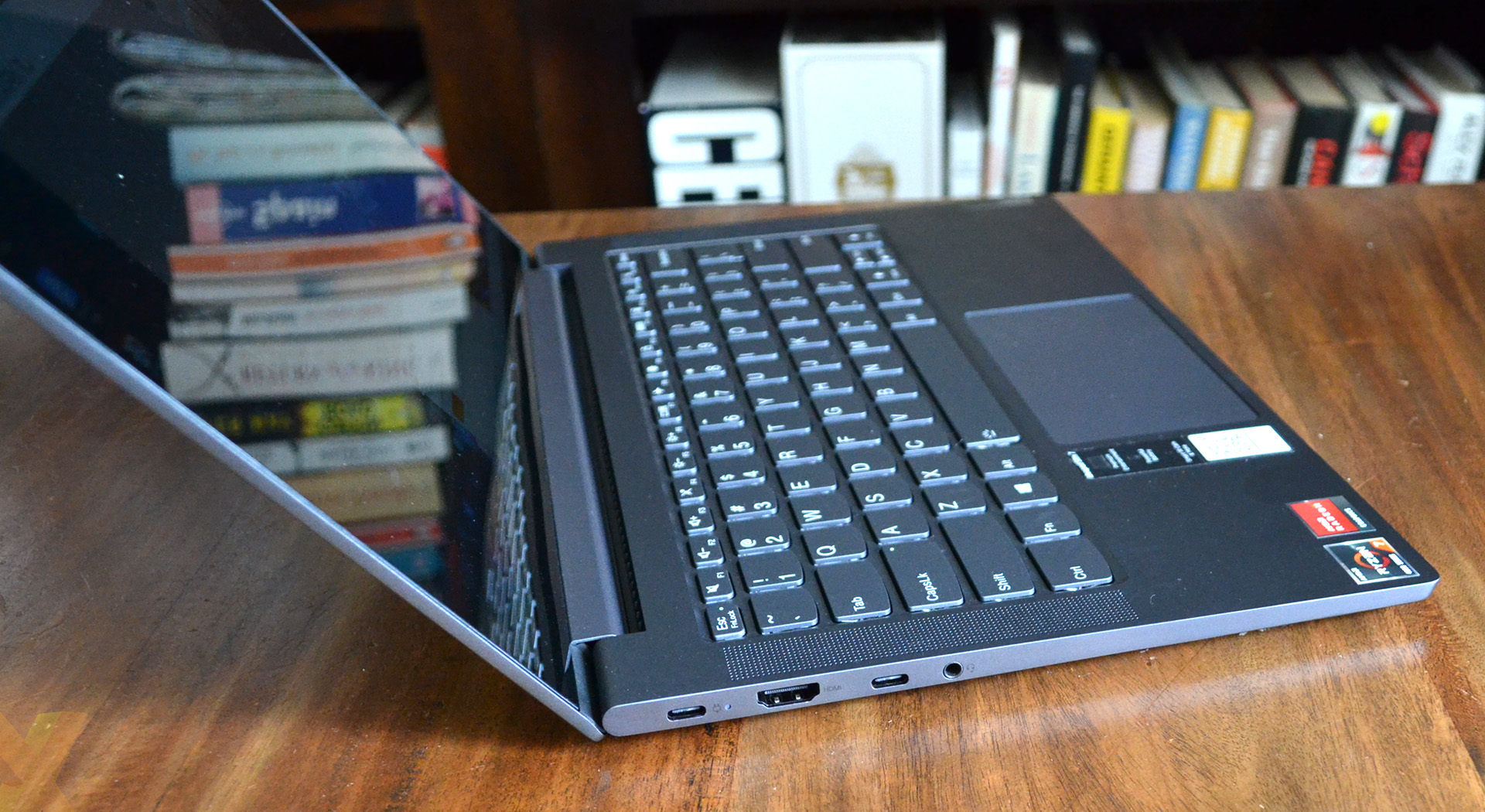 Lenovo best sale yoga 4800u