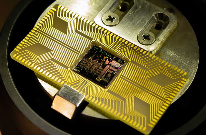 Researchers test 2.5GHz superconducting microprocessor - CPU - News ...
